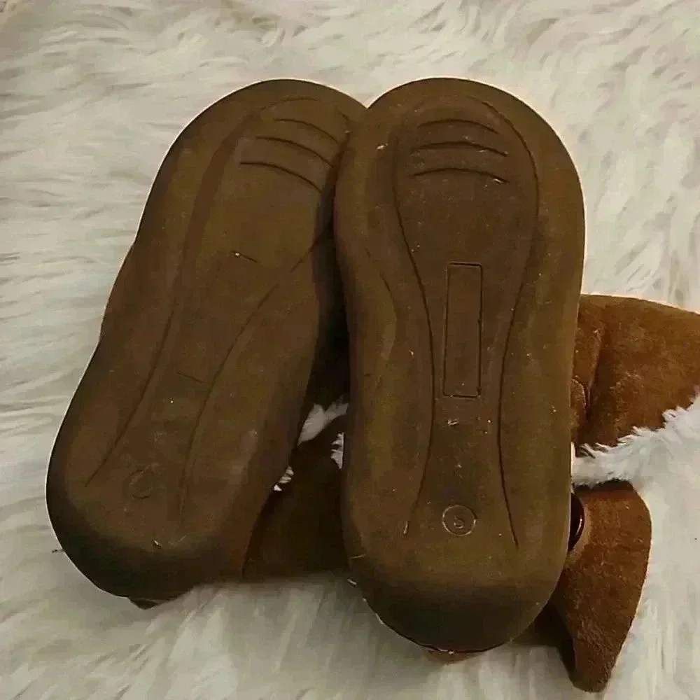 Women's Ankle Boots - Picture 6 of 7